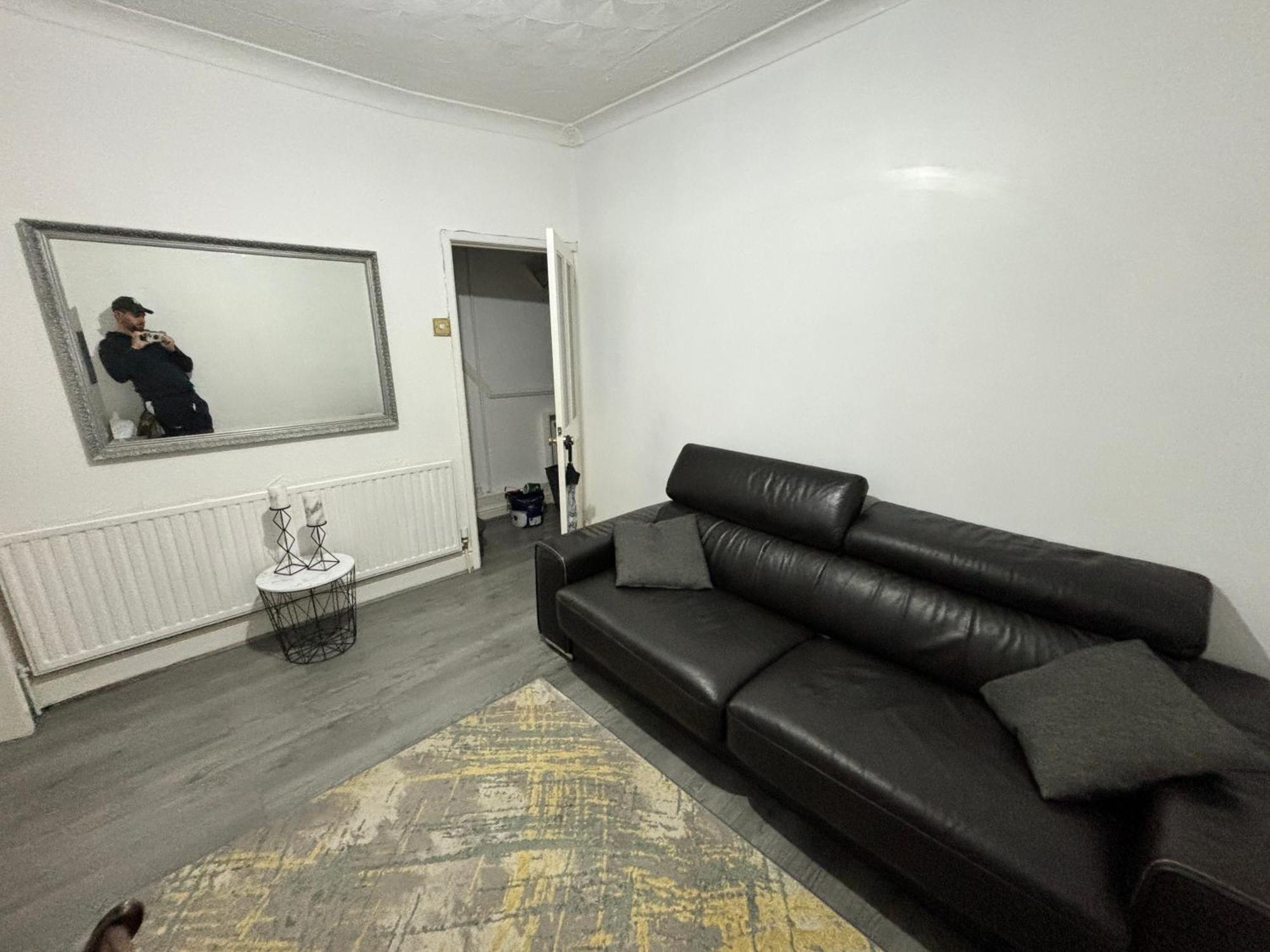 Entire 3 Bedroom House- Free Parking Liverpool Exterior photo